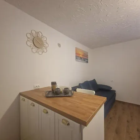 Small Modern Apartman In Centar Of Apartmán *