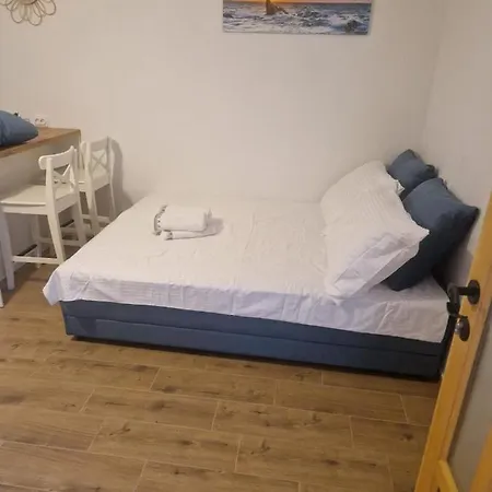 Apartmán Small Modern Apartman In Centar Of Cres
